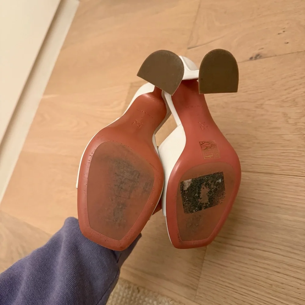 Amina Muaddi Lupita Leather Sandals - Picture 3 of 3